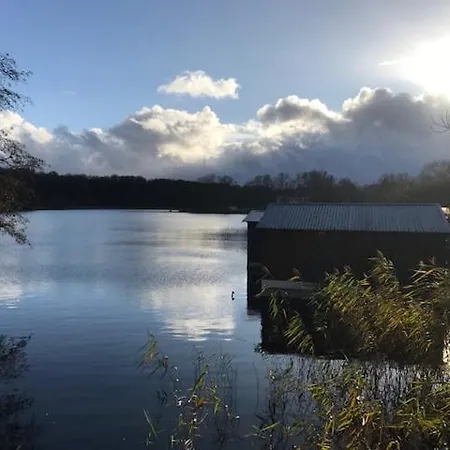 別荘 Matilda I-die Aussergewoehnliche Finnhuette