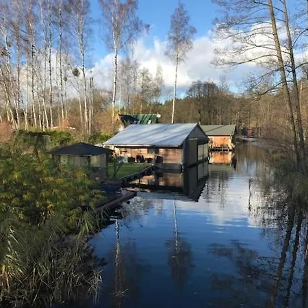 Matilda I-die Aussergewoehnliche Finnhuette *