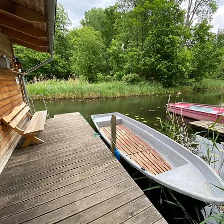 Matilda I-die Aussergewoehnliche Finnhuette *